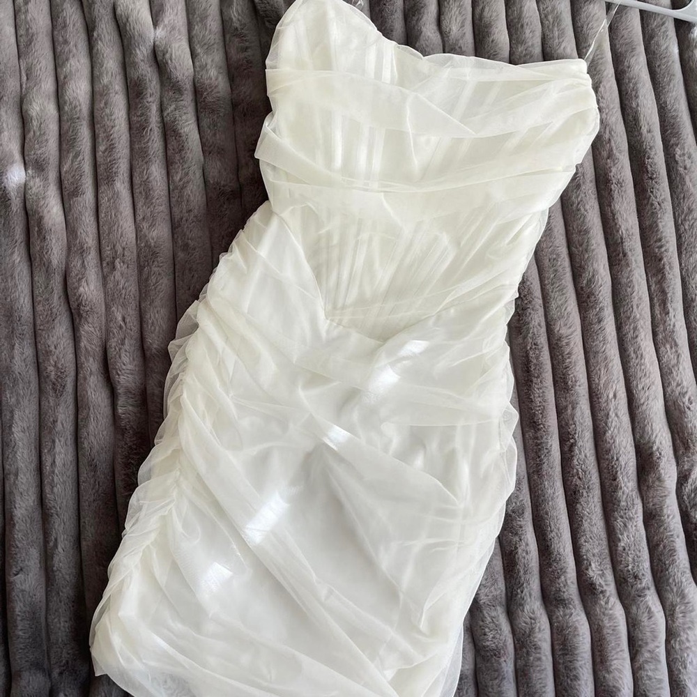 Super down mesh white dress